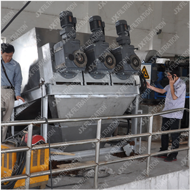 Sludge Dewatering Press